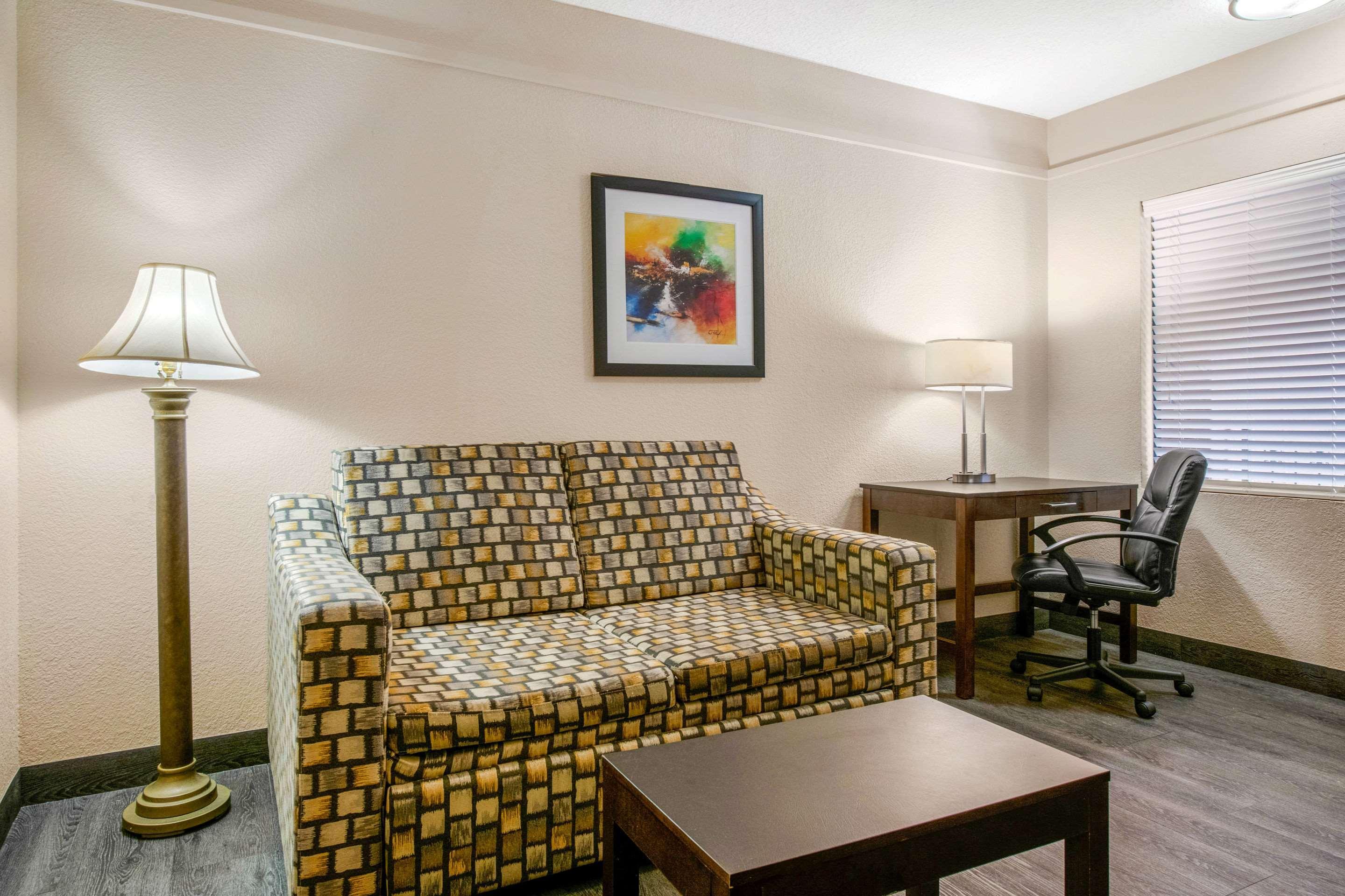 Quality Inn & Suites Jacksonville-Baymeadows Exterior foto