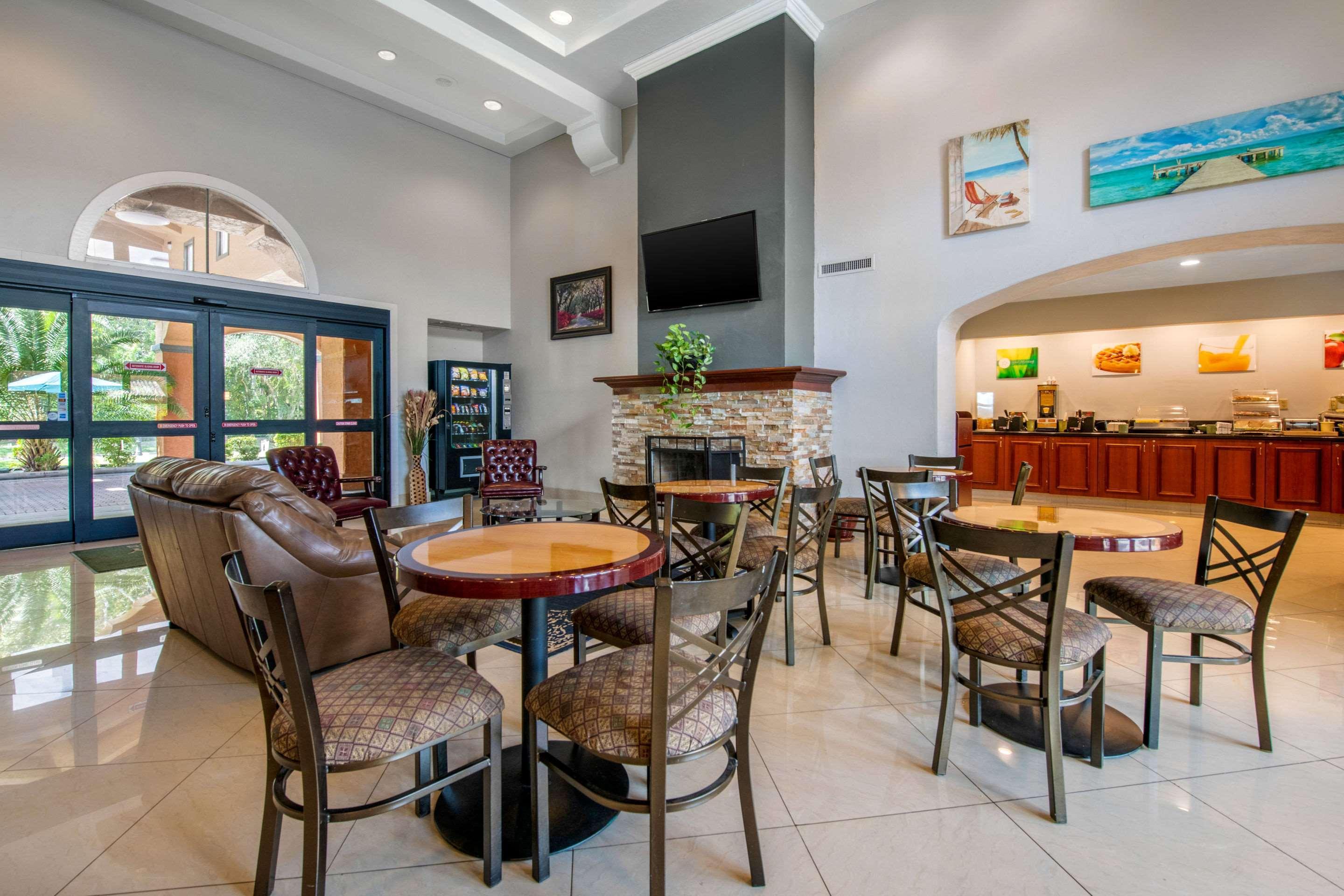 Quality Inn & Suites Jacksonville-Baymeadows Exterior foto