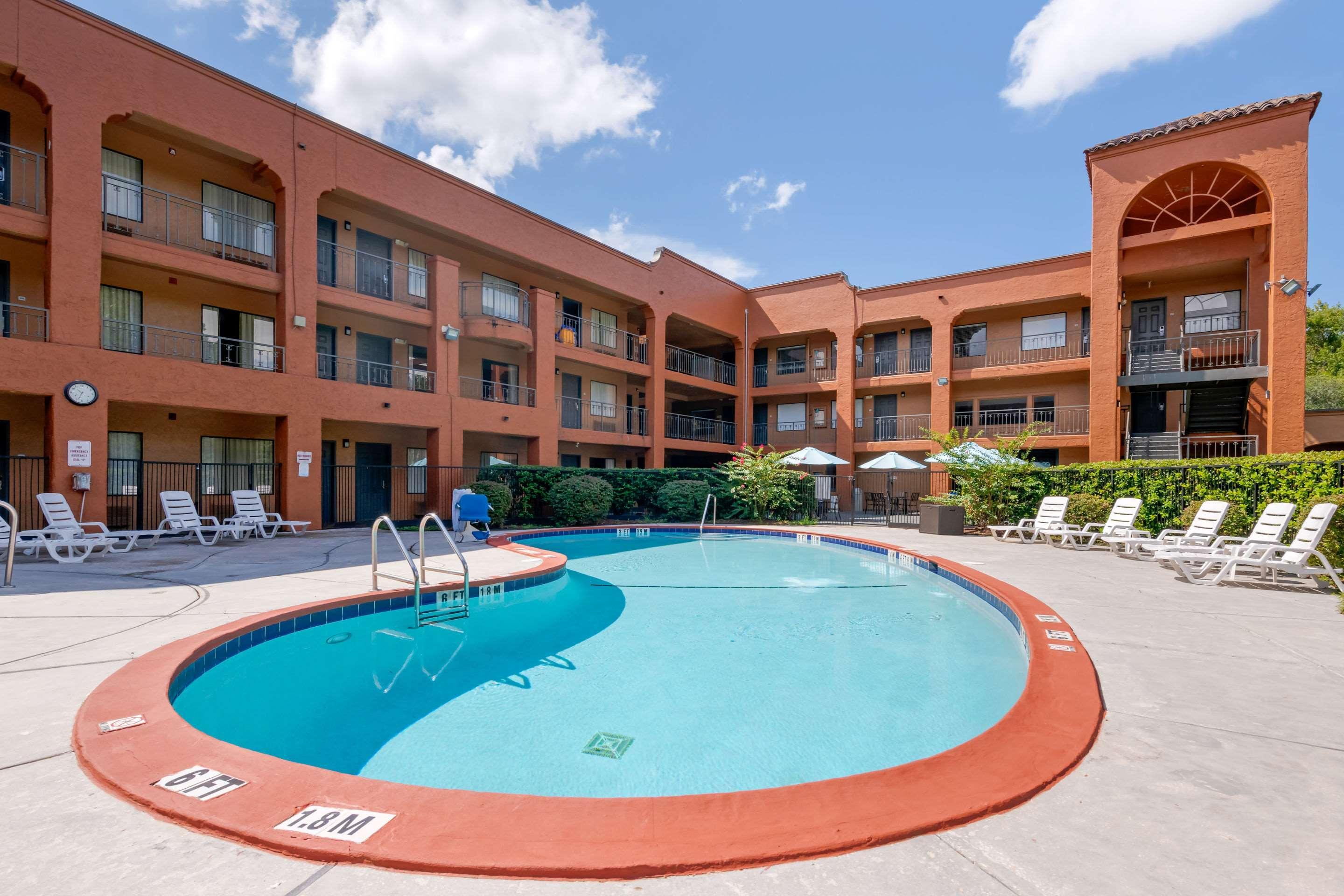 Quality Inn & Suites Jacksonville-Baymeadows Exterior foto